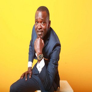 Romain Kenanyah - C'est Dieu qui béni