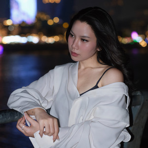 ប្រហែលមានគេជំនួស by HENA - ហេណា