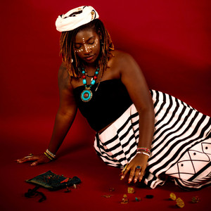 Isikhalo Somhambi by Esie, SundaeBeats
