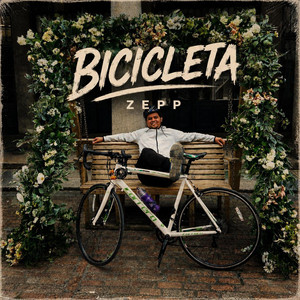 Bicicleta (Cici) by Gil Zepp