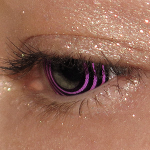 Hypnotized by Isla Den