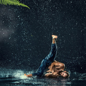 Dancing in the Rain by egiptt-nature4
