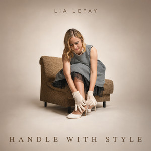 Handle with Style by Lia Lefay