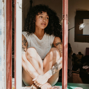 Love Doesn't Run by Joy Léone