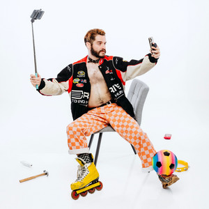iPhone on my mind by Elare André