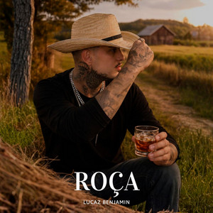 Roça by Lucaz Benjamin