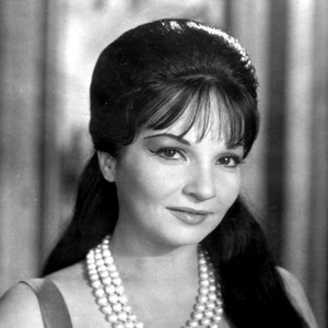 الشابة حتة سكرة by Shadia
