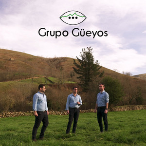 El color del pueblo by Güeyos, Manuel Jesús Gómez, Esteban Verdeja, Lucio Cosío