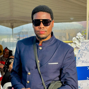 SIBUSISO MAHLABA - AMEN AMEN ....