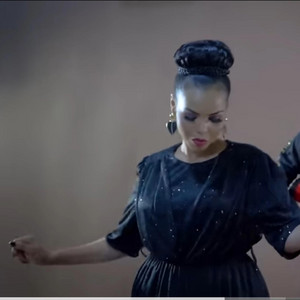 Asad Faqdiid - Wa dhexdeena dadaalku