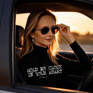 Hold Me Close In Your Heart by VYRA~Nova