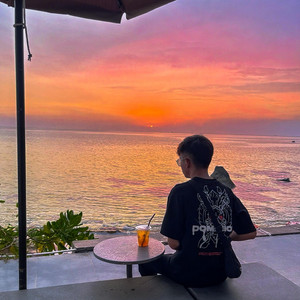 Chea Remix - គេជាអ្នកណា - Ke Jea Neak Na (feat. Net Smile)