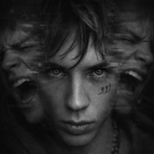 TVÁRE by T3NSHI