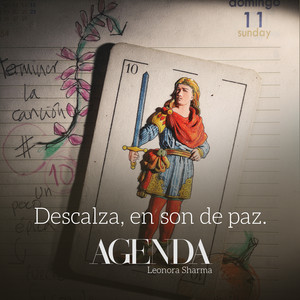 Descalza, en son de paz by LEONORA SHARMA
