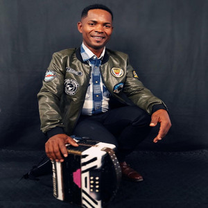 Kikio Tipico - La Cabaña