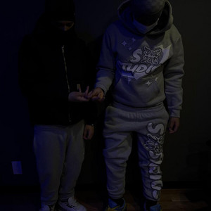 Double Blitz by Deezy G, Desettii