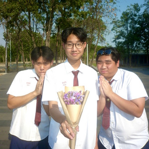 จีบเธอไม่ได้ (ก็เลยจีบแม่เธอแทน) [Sped up]