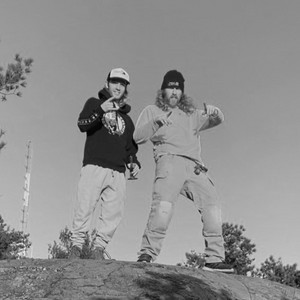 V Chenzo - OKAY, BET. (feat. John Flavio)