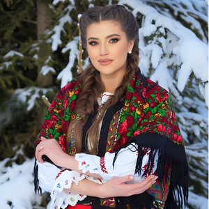 Bianca Crenganis - Sfânta-I Seara De Crăciun