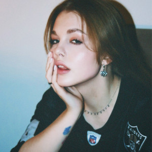 Реву by NADINA