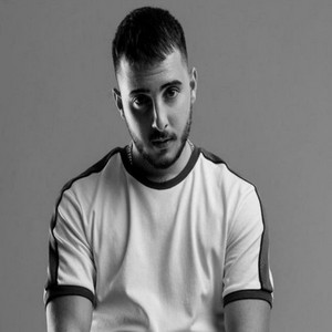 kafamı kır by yigit, chawnly, luces