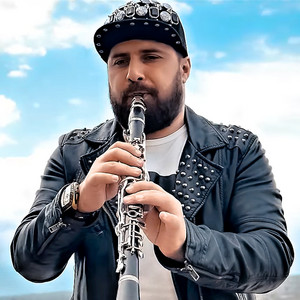 Artur Petrosyan - Inchu Em Qez Sirum