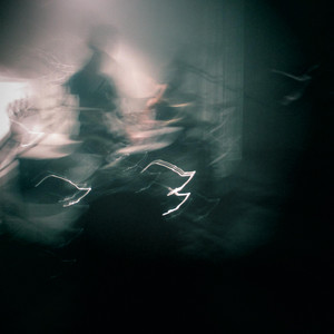 Crawling by Tudor Club