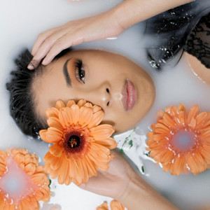 Naiara Costa Da Silva - Skincare, Simply