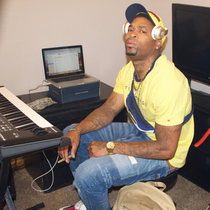 Mr. Sleeves artist photo