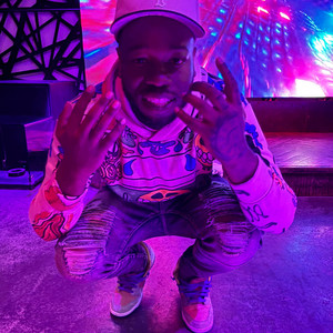 Kingluv2ball - Lit Candle