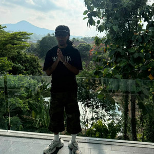 Nie ein Rapper by Binyam