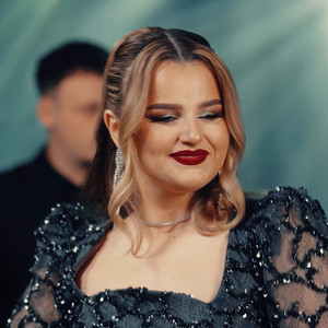 Ramona Lobont - Cate fete-n toata lumea