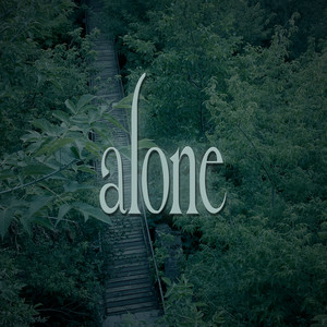 Portada de Alone