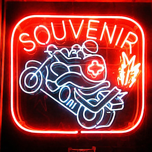 Souvenir by Omesi