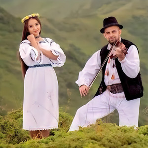 Silvia Timis - De La Noi Din Vârfu’ țării (Doină)