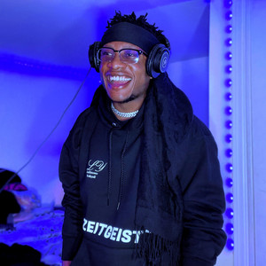 Lukbrown Yolkyell - Ahora