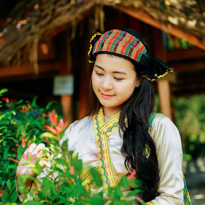 Soe Lwin - Chit Le Nyi Le