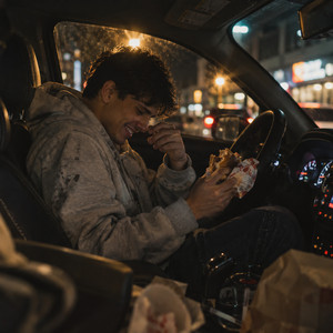 CARRO SOLO by Edgar Lopez