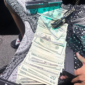 Golpeamos by Dirty Money Gang