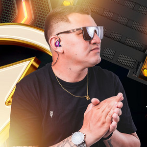 Rogérim Pressao - Hoje Vai Ter Cavalgada (Ao Vivo)