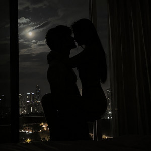 Otra Noche by Neylliam