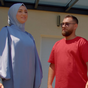 Armend Beqiri - Burre e Grua (feat. Merita Burrniku)
