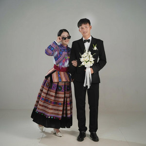 Xieng khuang - Lwm Tiam Yog Nws Muaj Tseeb LI Hais