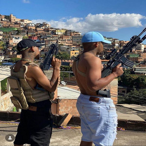 Dj Nk Da Serra, MC Fabinho da Osk & Mc Skin - Arsenal De Fuzil Novo (versão bh)
