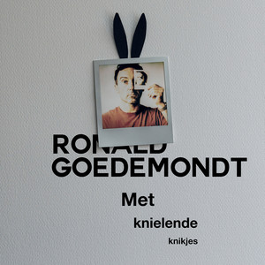 Mijn vriendin snurkt by Ronald Goedemondt