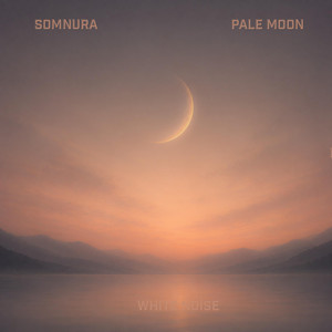 Pale Moon by Somnura