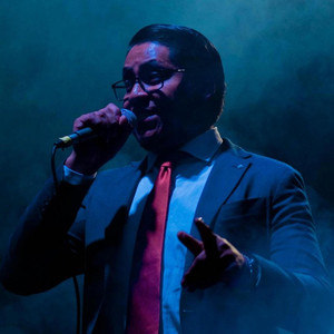 Jhovany Ulcuango - Acuerdate De Mi (Por Mas Lejos)