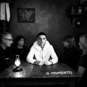 IL MOMENTO by Mark VLB