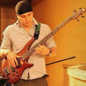 Beka Gabunia - ქრისტე აღდგა მკვდრეთით (feat. Ensemble Iveriani)