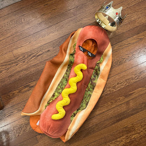 EAT EM UP